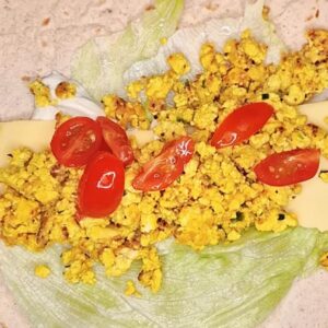 Veganer Rührei Wrap schnell + proteinreich, low carb, high protein, tofu