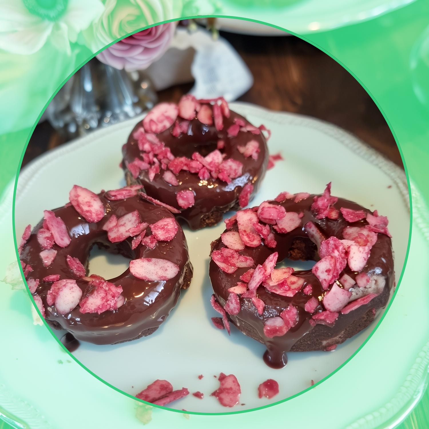 vegane Donuts. pflanzliche Schoko-Donuts mit Süßkartoffel. Einfach, high proten + Low Carb