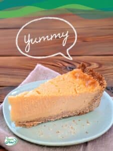 Veganer glutenfreier Käsekuchen 13 veganer glutenfreier Käsekuchen auf einem Teller