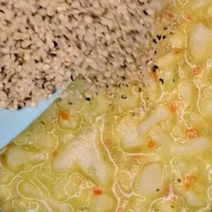 Cremige vegane Blumenkohlsuppe, Low Carb + High Protein