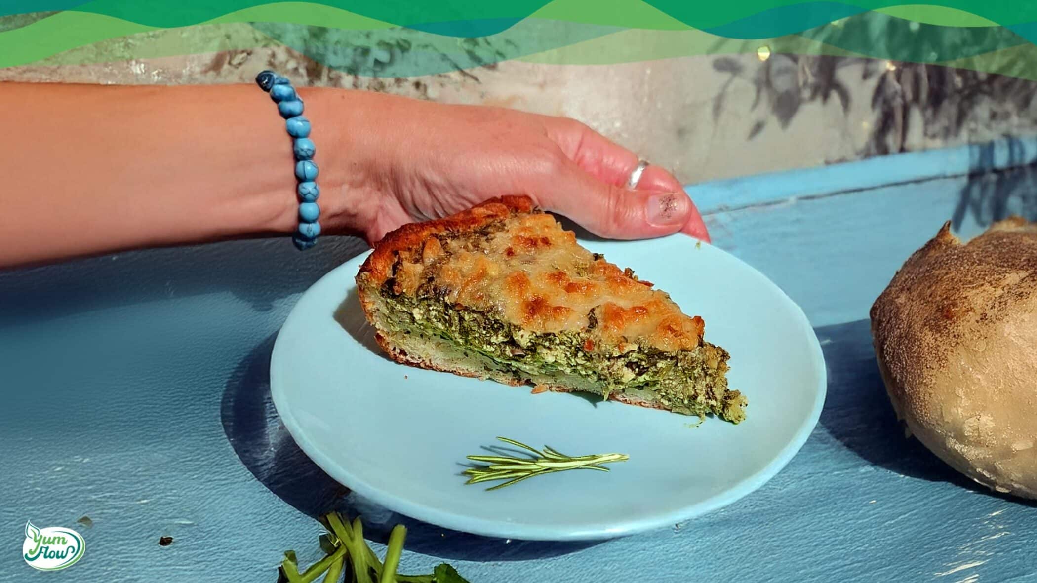 schnelle vegane Spinat Quiche 13 vegane Spinat Quiche auf einem Teller low carb und high protein zubereitet