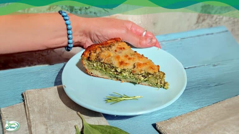 Spinat Quiche 11 vegane Spinat Quiche auf einem Teller