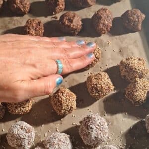 vegane Lebkuchen Cookies 17 gesunde vegane lebkuchen cookies aus haferflocken und Erdnussbutter flach drücken