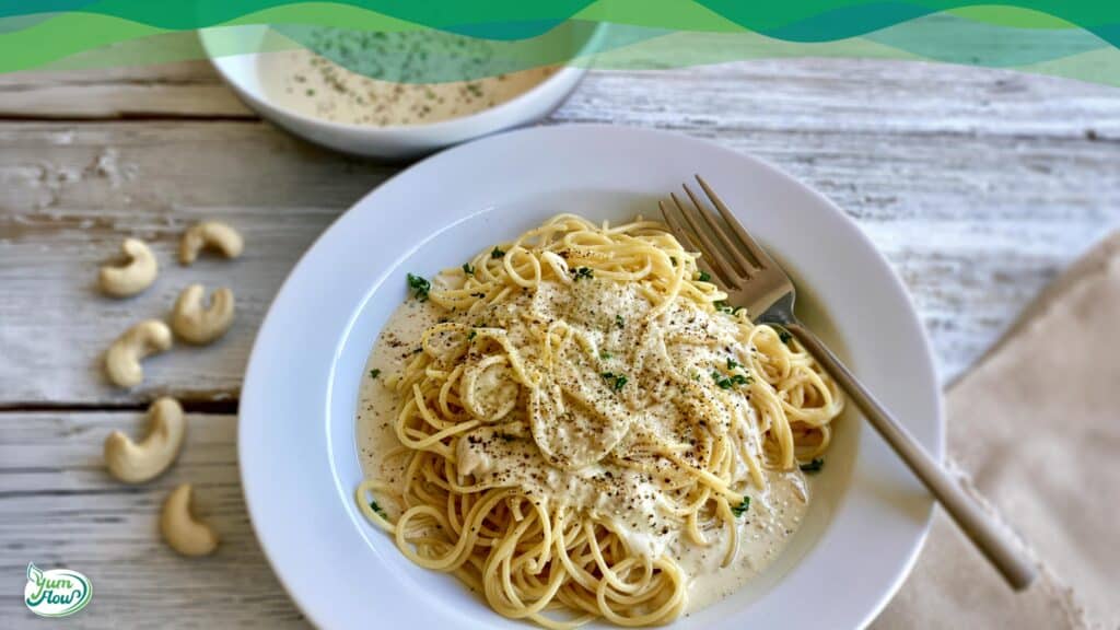 Cremige Cashew Sauce 15 Vegane Cashew Sauce mit Pasta und Kräutern