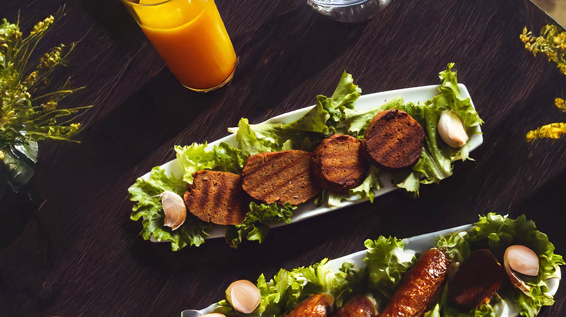 Fleischersatz vegan wurst und fleisch vegan ersetzen durch pflanzliche alternativen wie tofu seitan