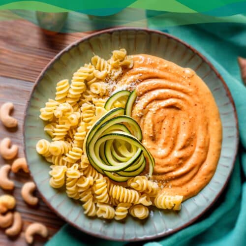 Vegane Süßkartoffel-Cashew-Sauce 4 Pasta und Zoodles mit veganer Süßkartoffel-Cashew-Sauce