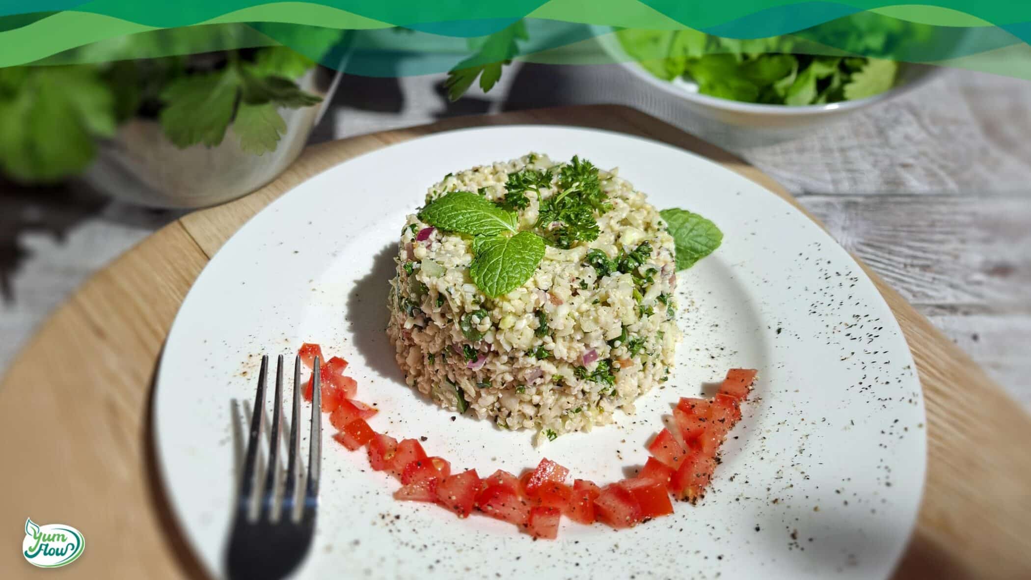 Low Carb Tabouleh vegan 8 Low Carb Tabouleh aus Blumenkohl mit Tomaten