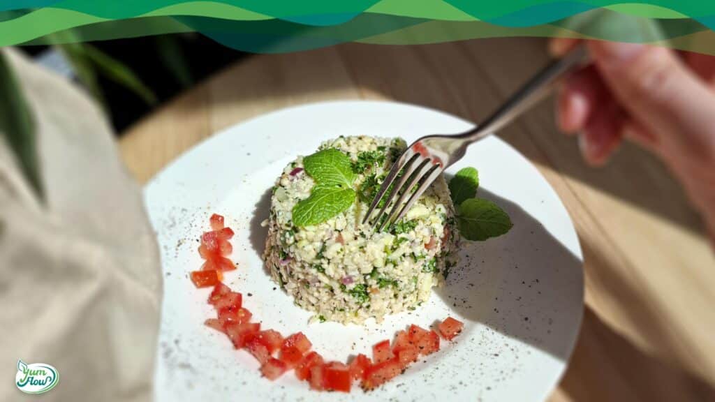 Low Carb Tabouleh vegan 11 Low Carb Tabouleh aus Blumenkohl mit Tomaten und glutenfrei