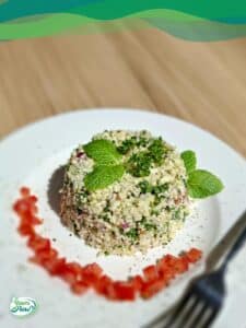 Low Carb Tabouleh vegan 9 Veganes Low Carb Tabouleh aus Blumenkohl mit frischen Kräutern
