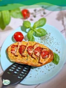 Vegane Laugenstangen mit Tofu-Creme 12 Vegane Laugenstange mit Tomatenbelag