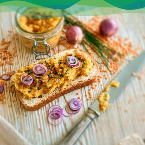 Linsen Aufstrich vegan 1 Veganer Linsenaufstrich auf Brot