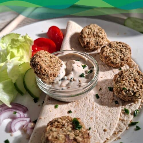 Falafel Rezept Low Carb 9 Falafel mit Salat und Soße
