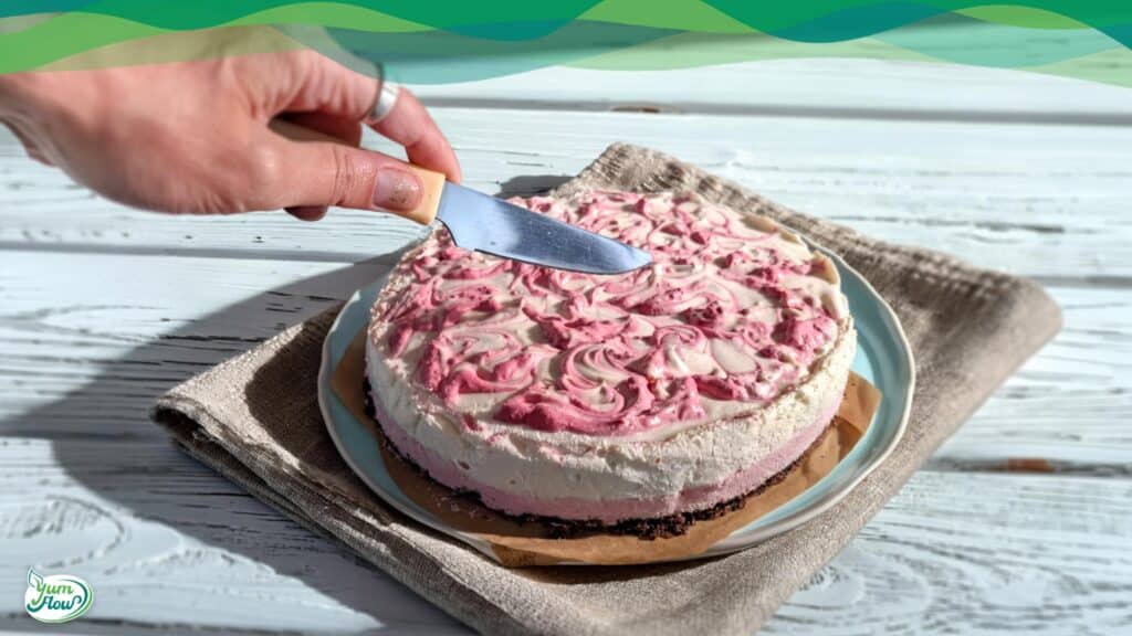 Vegane Himbeertorte 18 Vegane Himbeertorte Low Carb mit Sahnehaube