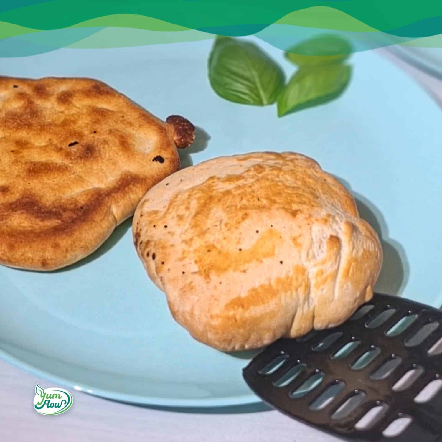 Gefülltes Pfannenbrot ohne Hefe 13 Gefülltes Pfannenbrot ohne Hefe und gefüllt mit pflanzlichem Mozzarella