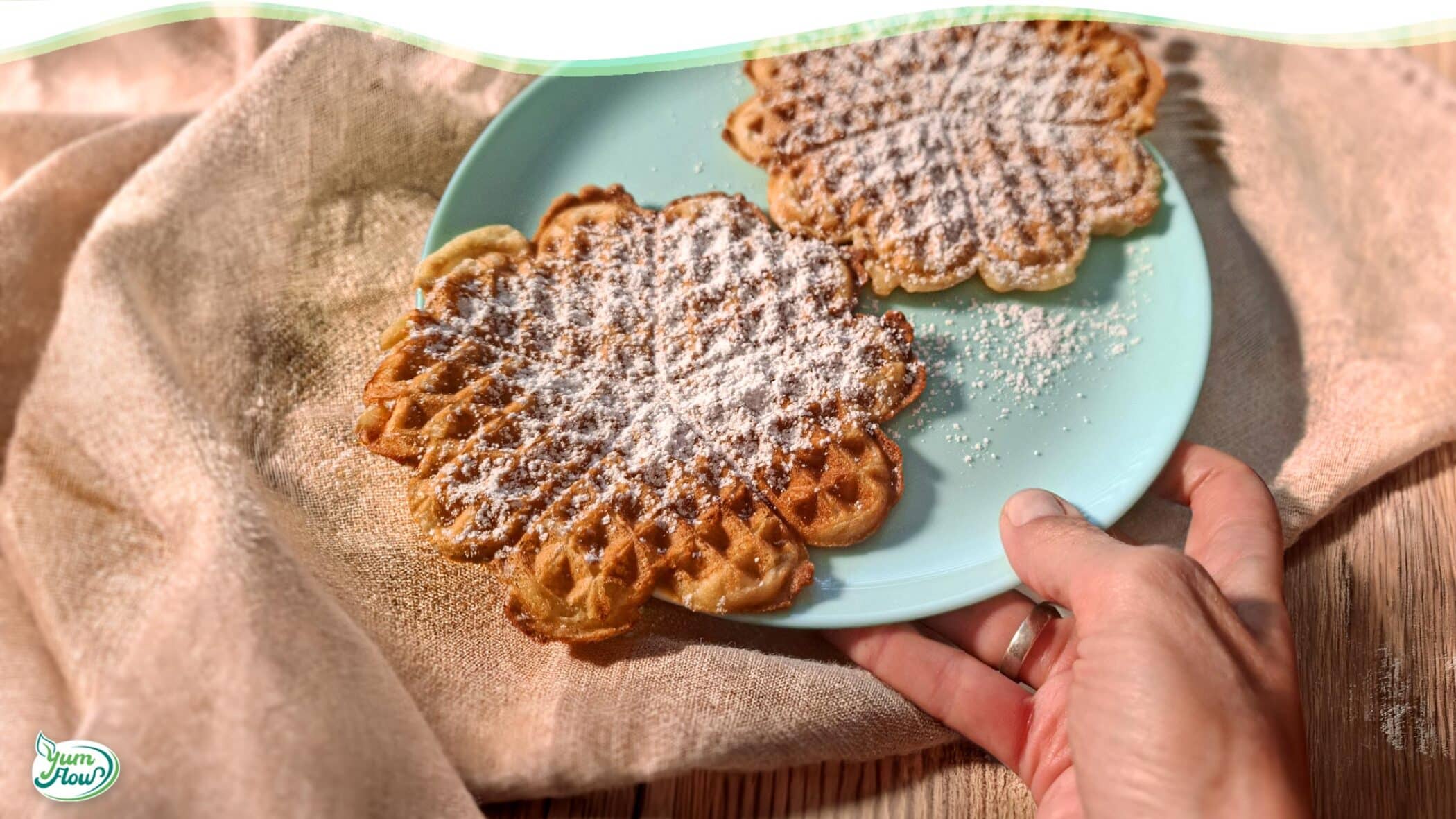 Vegane Waffeln 1 vegane Waffeln gebacken und auf einem Teller