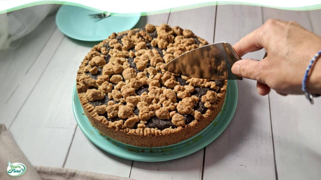 Veganer Mohnkuchen 20 veganer Mohnkuchen wird Gästen serviert